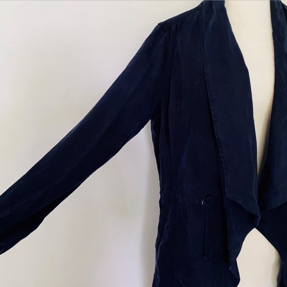 MAX Jeans Woman’s Drape Front Blue Tencel Lightweight Jacket. Medium - Picture 5 of 8